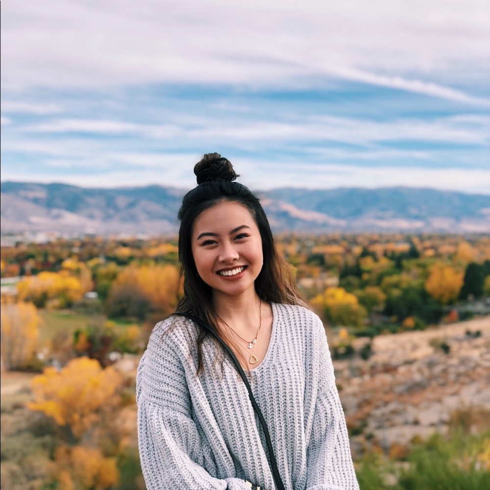 Meet your Posher, Alyssa